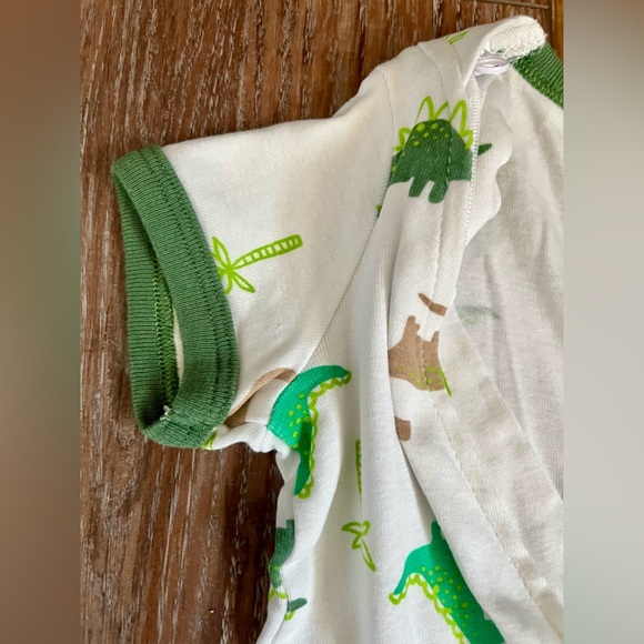 NWOT Okie Dokie 100% Cotton Cross Body Zipper Short Sleeve Romper Size 9 Months - Picture 6 of 7